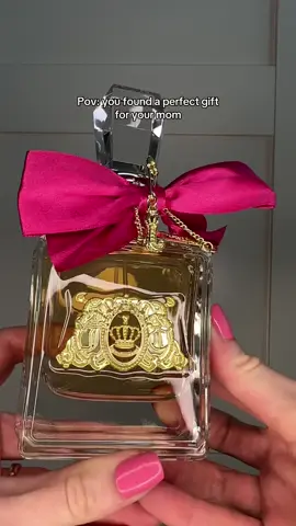 Perfect gift for the mom who loves a sweet, sophisticated scent 🌸💗🌸 @Juicy Couture @Community X SEEN   #VivaLaJuicy #communityxseen #juicycouture #fragrance #fragrancelover #ugc #momgift #mothersdaygifts