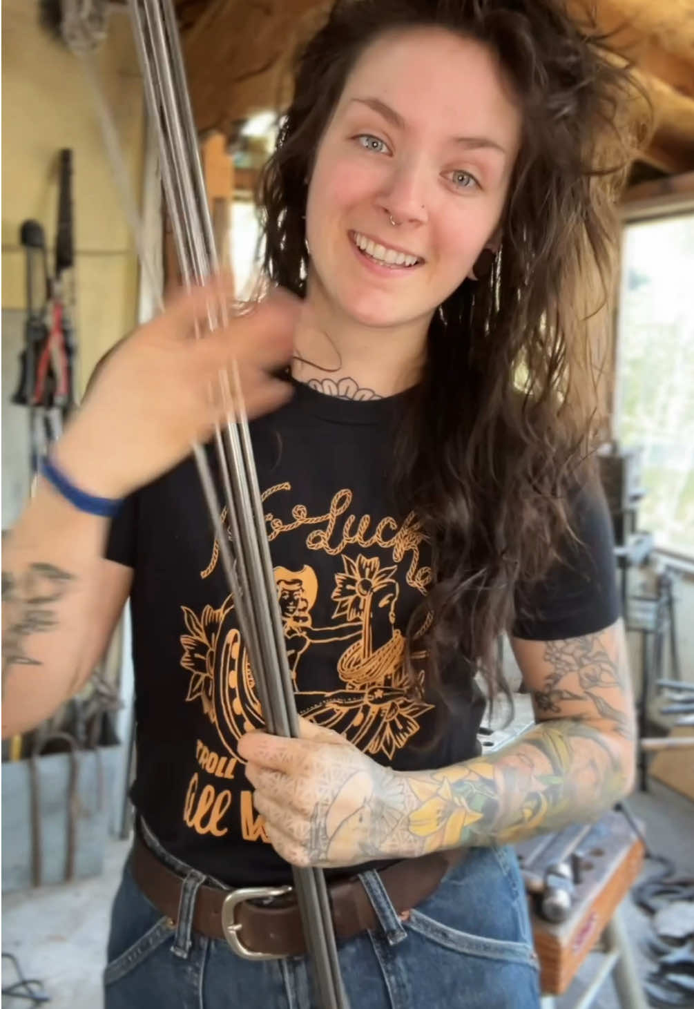 Hair pins re-stocked 🖤 the last ones sold out so fast I was shook! So much love. Hurry over to my website to snag yours! Link in bioooo #blacksmith#farrier#blacksmithing#metalart#forge#forging#asmr#SmallBusiness#womenintrades#handmade#hairstyle#hairpin 