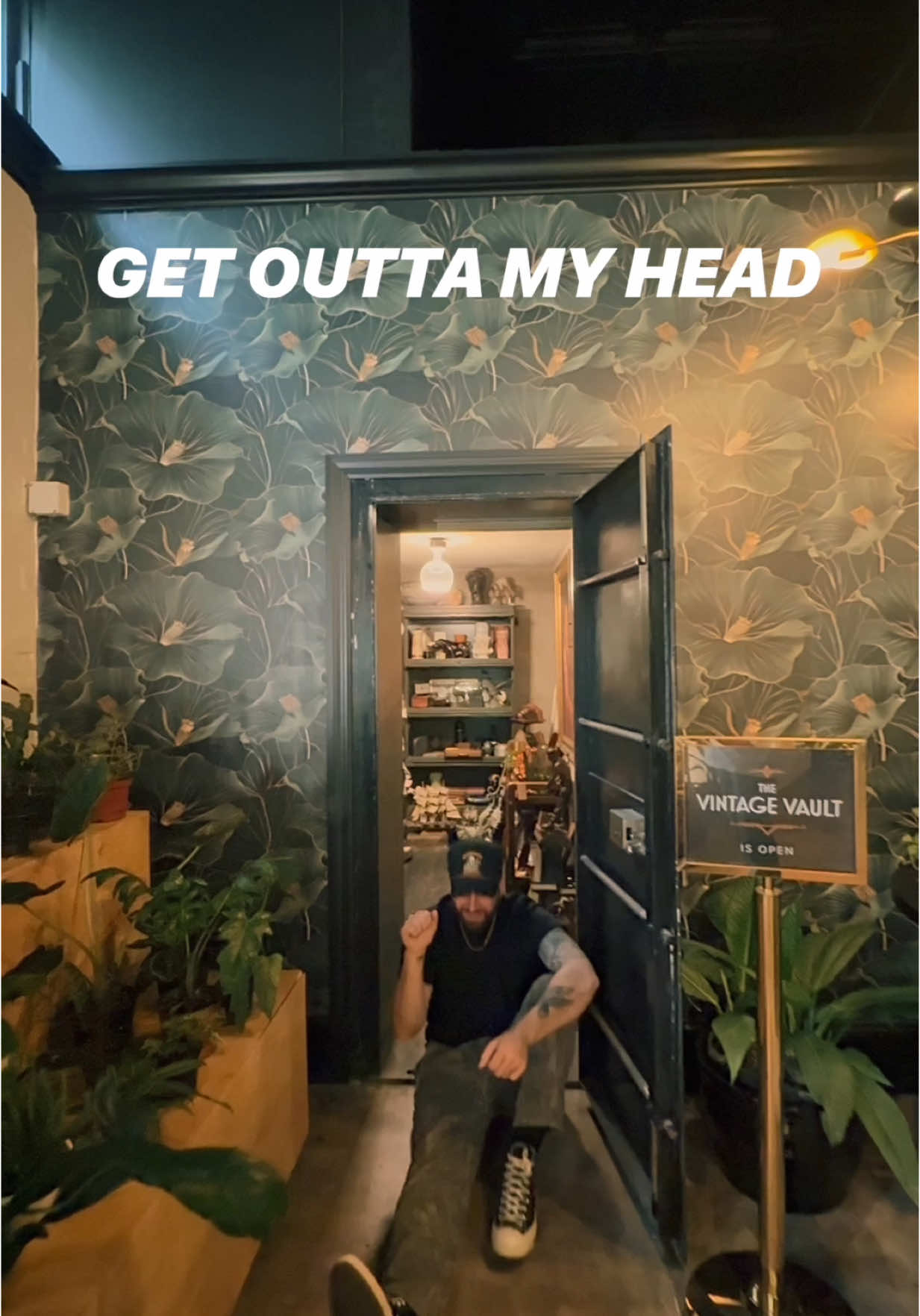 Duet this with me and let’s tell the enemy to get out of our head and it’s time to GO! #jesus #christian #christianmusic #christiantiktok #indie #duet #fyp 
