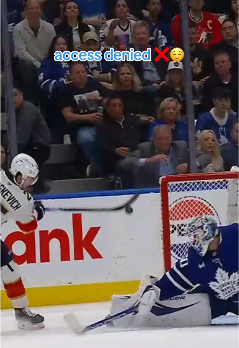 JOSEPH ARE YA KIDDING!!!! #Leafs #NHL 