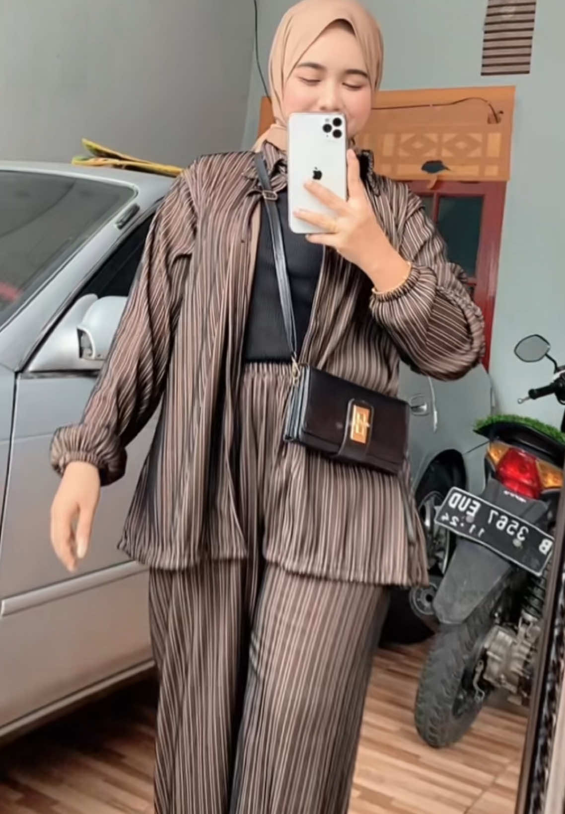 Spesial launching Join live yuk kk ku#oneset#setelankemeja