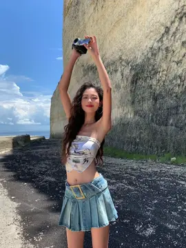 🌤️🍉Mùa hè, biển và em 🫧 🌴🥥🐚✨🪸🐬🐳🌊🧜‍♀️🌸 #Summer #girl #outfitoftheday #dichoi #thugian #phoidoxinh #thiennhien #outfitideas #chualanh #bien #macde #muahe #bienvaem 