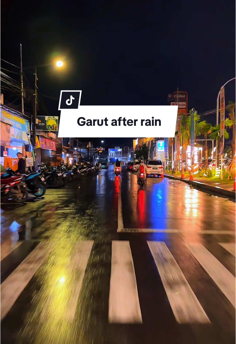 Punya kenangan naon dijalan ini? Pasti balanja kan 🤪
