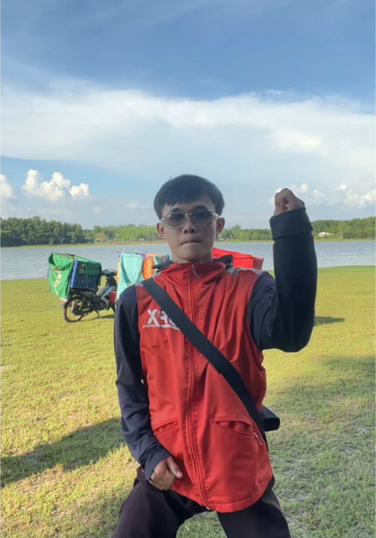 Vũ điệu shipper #shipper #xuhuong #viral 