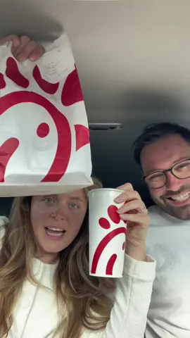 Trying Chick-Fil-A in Northern Ireland 🤤☘️ #northernireland #chickfila 