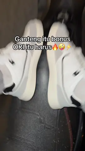 #rekomendasi #sepatu #sneakers #sepatulokal #sepatumurah #sepatusneakers #sepatukece #fyp #wibgajian #ramadanekstraseru #promoguncang55 