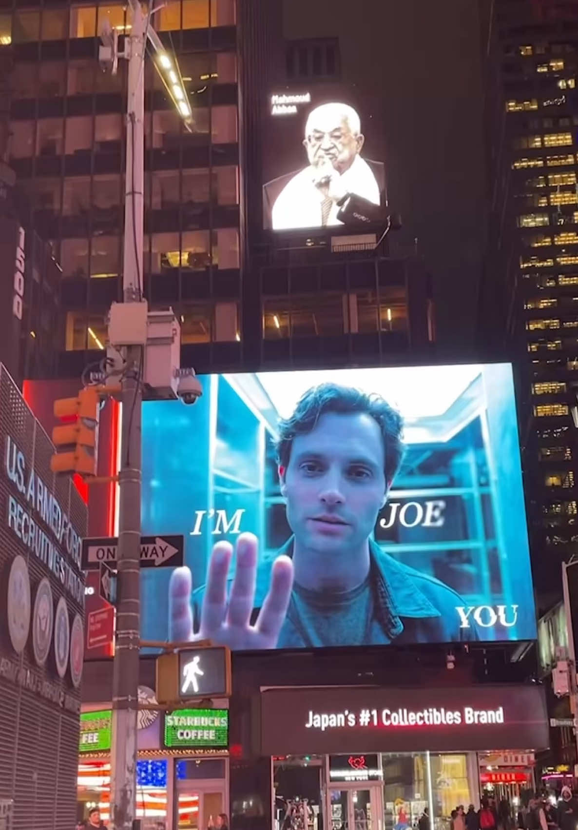 Joe Goldberg… #you #targetaudience#Lifestyle#aesthetic #younetflix #netflix #joegoldberg #nyc #la #fy #fyp #fypシ #fypage #manifest #trending #city #timesquare 
