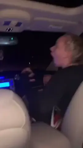 Hangry girl worked 10 hours  #fyp #viral #funny #comedian #usa #wingstop #food 