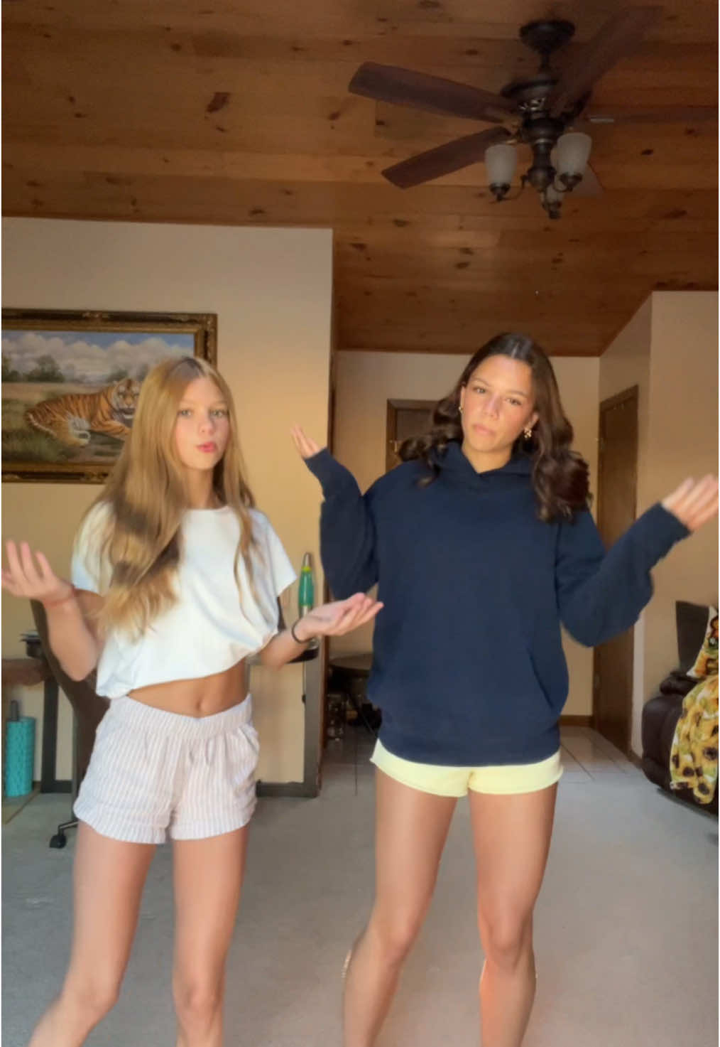 jiggyy #sis #dance #trend #viral #fyp #18 #dontbanme #jesuslovesyou 