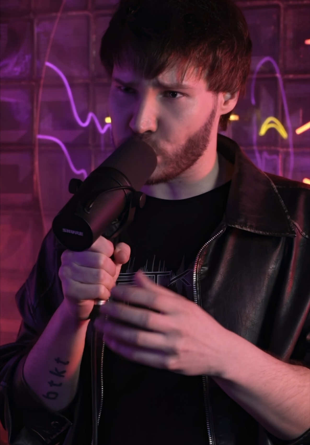 Second drop:) Full video on YouTube. #beatbox #cyberpunk #future 