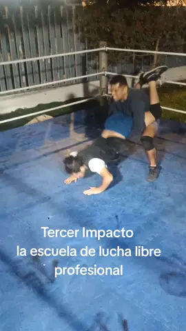 🔥 Estamos en lima Perú, ven y entrena con nosotros, paso a paso, detalle a detalle🔥 #wrestling #un #luchalibreprofesional #Lima #Perú #ahora #viralvideos #ring #following #teamwork 