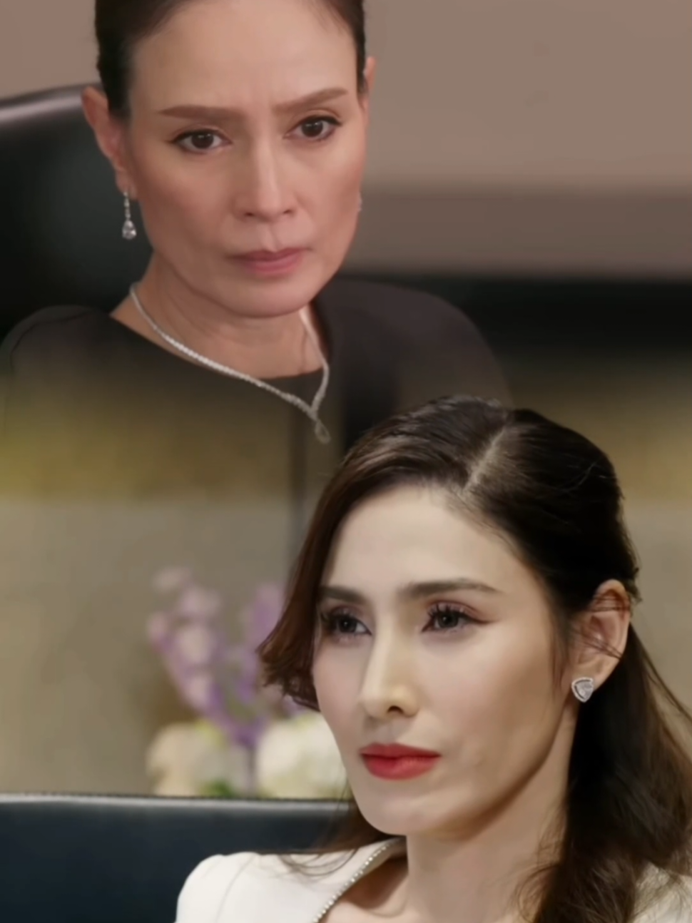 They're arguing 🤷🏻‍♀️🤫🛐  พูดเองเจ็บเอง ก็มีทะเลาะกันบ้าง🤐🫣  #pov #อุ๋มเอ๋ ep2 แบบ งงๆ  #เอ๋รชยา #aerachaya    #อุ๋มอาภาศิริ #rpasiri  #thesecretofus  #matetheseries    #middleagedactresses  #thaiactress #oldwoman  #wlw #gl #edit  #fypシ゚ #fyppppppppppppppppppppppp  #ขึ้นฟีดเถอะ #ฟีดดดシ  #thaigl #viral #เปิดการมองเห็น #ดันขึ้นฟีดที 
