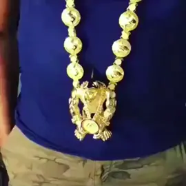 Yea diamonds is cool but nothing could beat some good Gold Work! 🪙🏆 His shark got his own chain 🔥🔥💪🏾 #FreroRekin #guadeloupe #971 #972 #HoodRichSupertars #gold #goldchain #18karat #jewelry #wealth #caribbean #westindies #antilles #foryoupage #viral #pourtoi