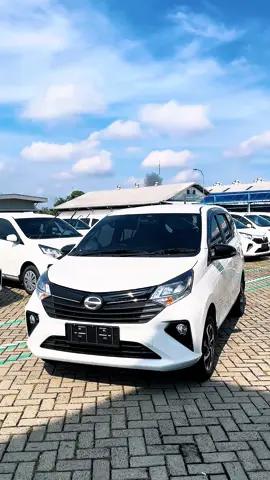 Kalau kalian kerja di kantor, mobil kalian lebih ke formal atau santai kayak gini?” Koment di bawah untuk informasi selanjutnya 😎 #Sigra 	•	#DaihatsuSigra 	•	#PromoDaihatsu 	•	#SigraModifikasi 	•	#HargaDaihatsuSigra 	•	#KreditSigra 	•	#JualSigra 	•	#SigraBaru 	•	#DaihatsuSahabatku 	•	#AstraDaihatsuSigra  FYP 	•	#Viral 	•	#TikTokIndonesia 	•	#TikTokViral 	•	#Trending 	•	#ViralIndonesia 	•	#TikTokAuto 	•	#MobilIndonesia 	•	#Otomotif 	•	#MobilKeluarga 