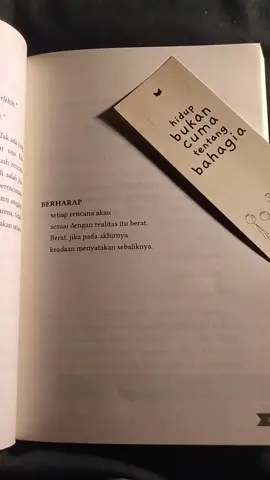 BERHARAP  21:08 #inspirasi #motivation #bookstagram #books #quotesaesthetic #quotesoftheday #quotestory #quotes #quote #feed #fypage #fyp #bukumotivasi #buku #katabuku #kutipanbuku #kutipan #bookstore 