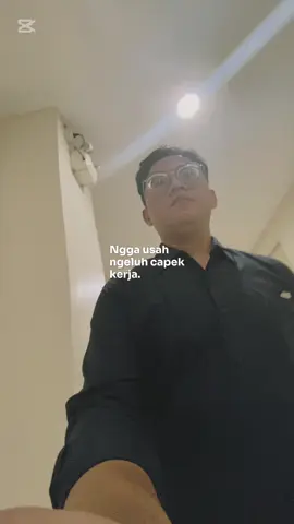 Ya sudahlah namanya juga manusia 🤐                                              #work #fypage 