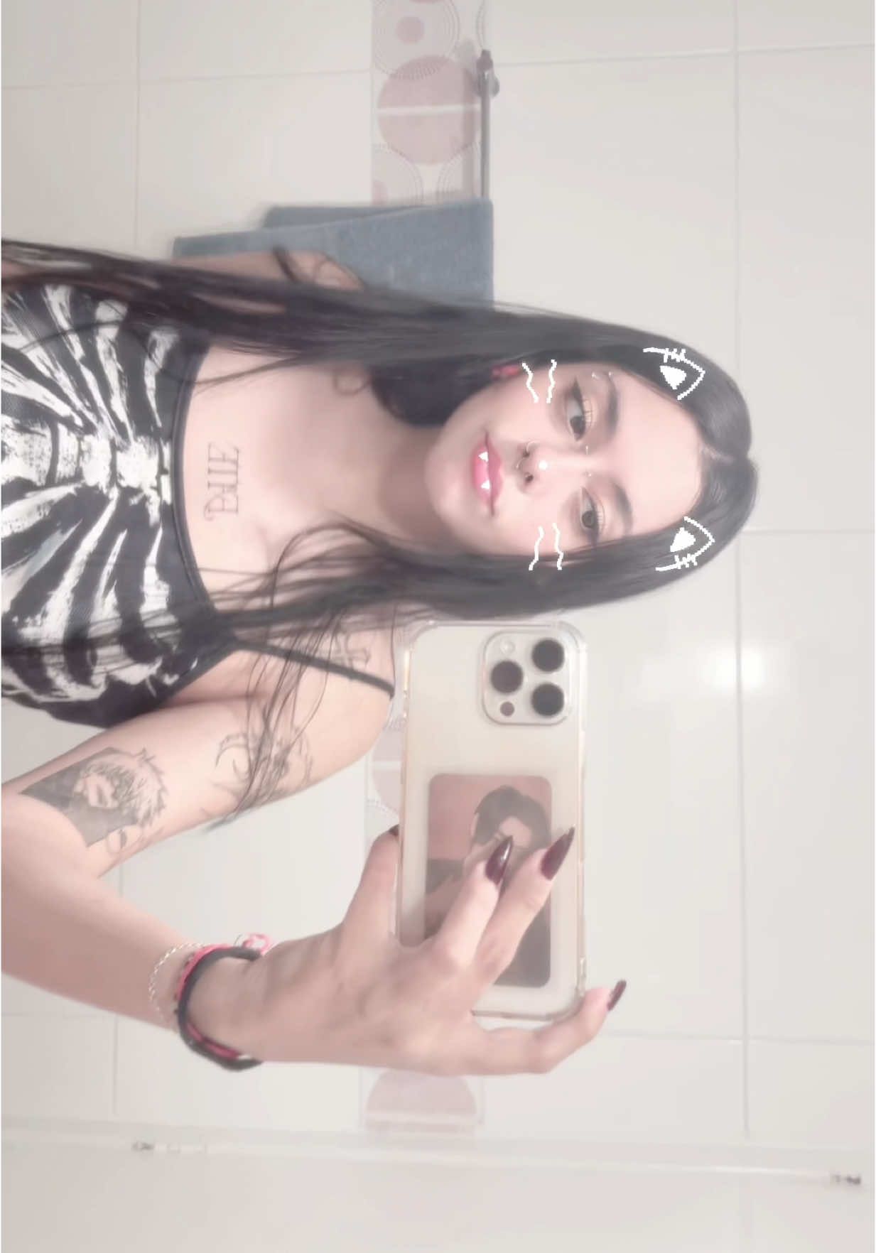 ja que algumas pessoas sempre comentam das minhas tatuagens, vim mostrar as 2 que fiz pro enhypen !!!  espero que gostem 😋😋  #enhypen #kpop #enhypentatuagem #enhypentattoo #collector 
