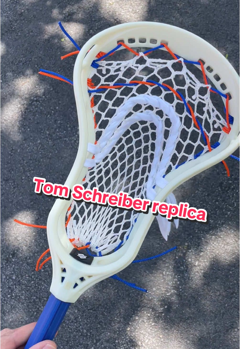 Throwback to the double U era! 🙌🏼 A @tom_schreiber26 replica(sorta) sitting on an archers themed Dragonfly 🏹 Should the 4 inch rule be abolished?? #Thestringshark #workofshark #lacrosse