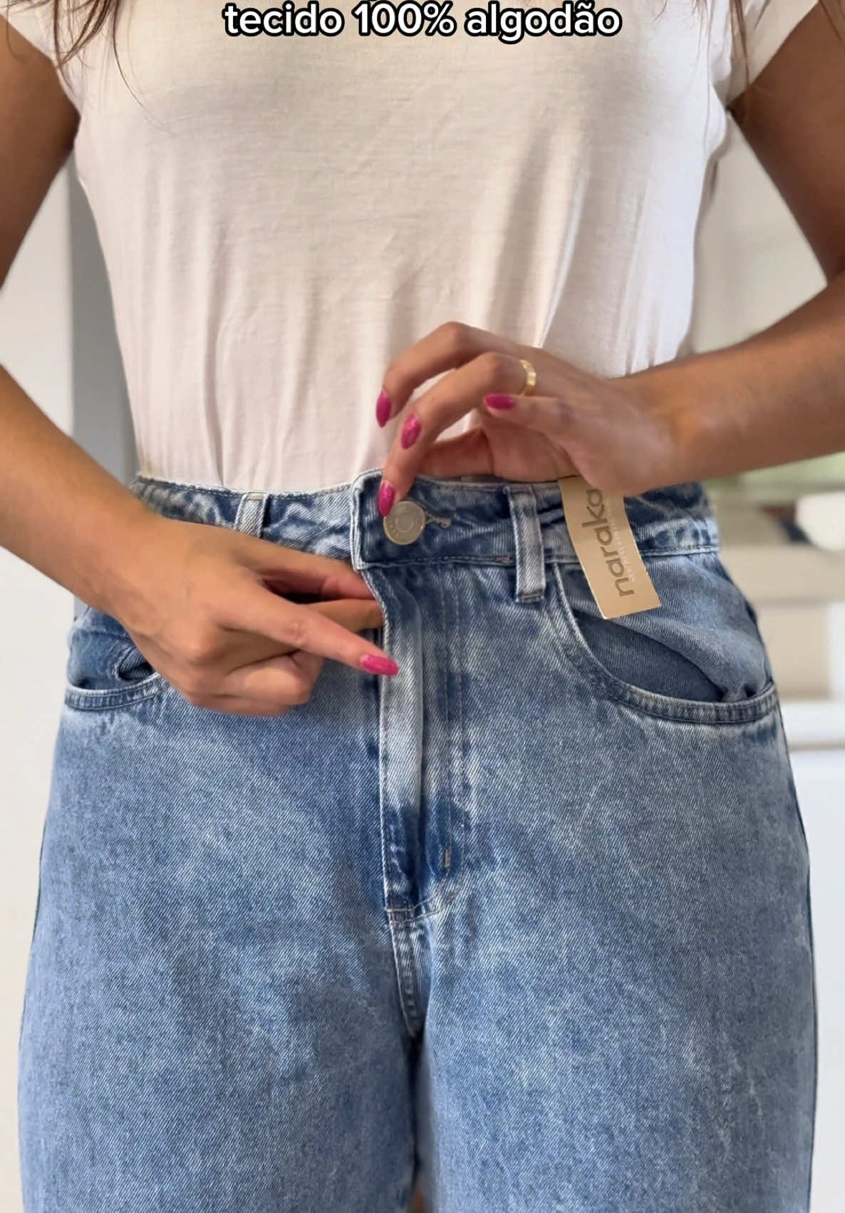 Essa calça já é perfeita, agora com cupom de 20% OFF ficou irresistível 🤯 #denim #jean #style #naraka #denimstyle #jeanslover #jeansviral #fyp #jeans #mom #tiktokshop #desconto #fy #viralize 