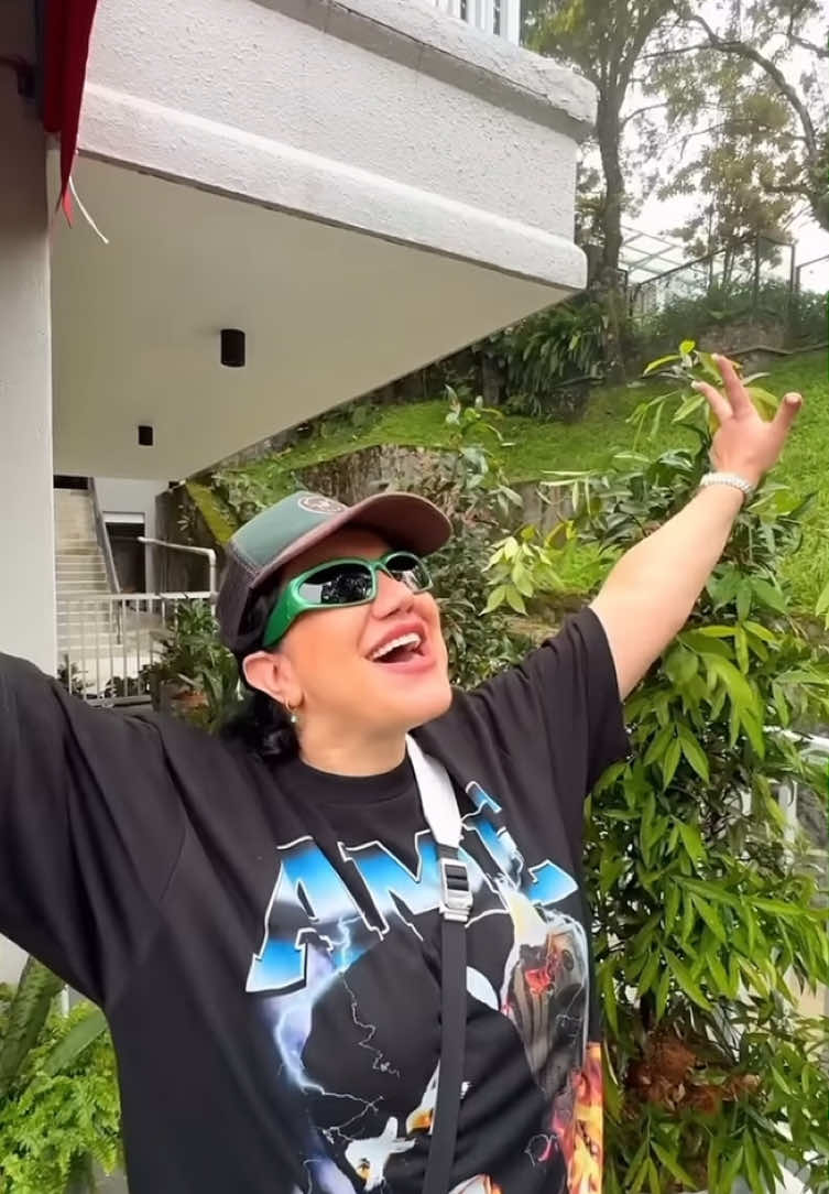 Keemokazi’s Mom Dressed Like Him For 24 Hours 😂 #keemokazi #keemokazisisters #keemokazifamily #sima #sophie #saby #serene #sara #tiktok #relatable #fypツ #Love #funny #trendingvideo #fyp  #funnyvideo #viralvideos #foryoupage 