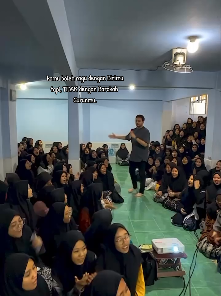 Kunjungan & Temu Santri bersama Sayyid Mostafa Atef di Pondok Pesantren Hidayatul Mubatadiaat Lirboyo Sayyid@mostafaatefofficial  #sayyidmostafaatef  #p3hmlirboyo 