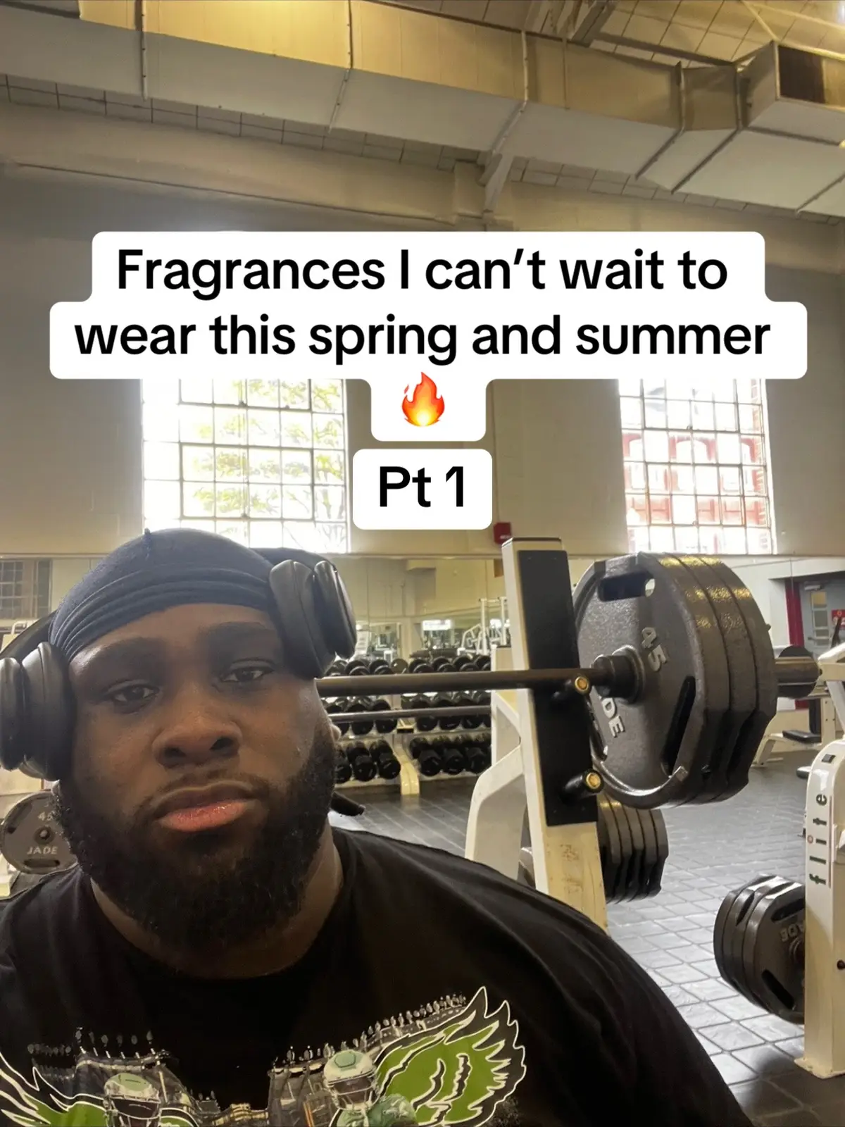 Some of my favorite spring and summer recommendations #fyp #fypシ #fragrance #fragrancetiktok #nichefragrance #niche #aurafragrance #jomashop #valentino #creed #aventuscreed #goldfieldandbanks #patekmaison #thomaskosmala #cobalt #dolcegabbana #lightblue 