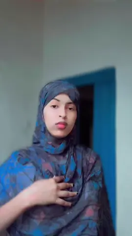 Ala mxaa Axada raaliyo kufsan rbnaa😂💔#foryoupage #fouryou #fypシ゚viral #shiikhal Girl 
