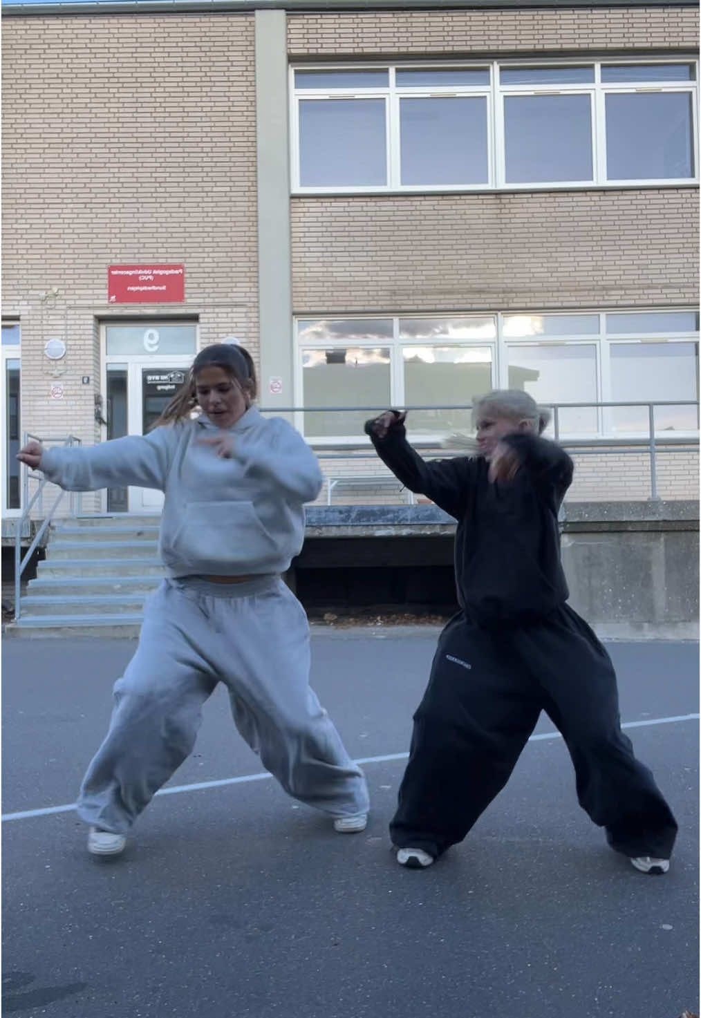 Dc: @Jaya Cody  #love2dance #foryou #fyp #fypシ #helpthisgoviral #foruyou #lua #fypage #foryoupage #fyppp #scandinavia #dancetiktok #dance #dancetrend @T I L D A 🫶🏻 