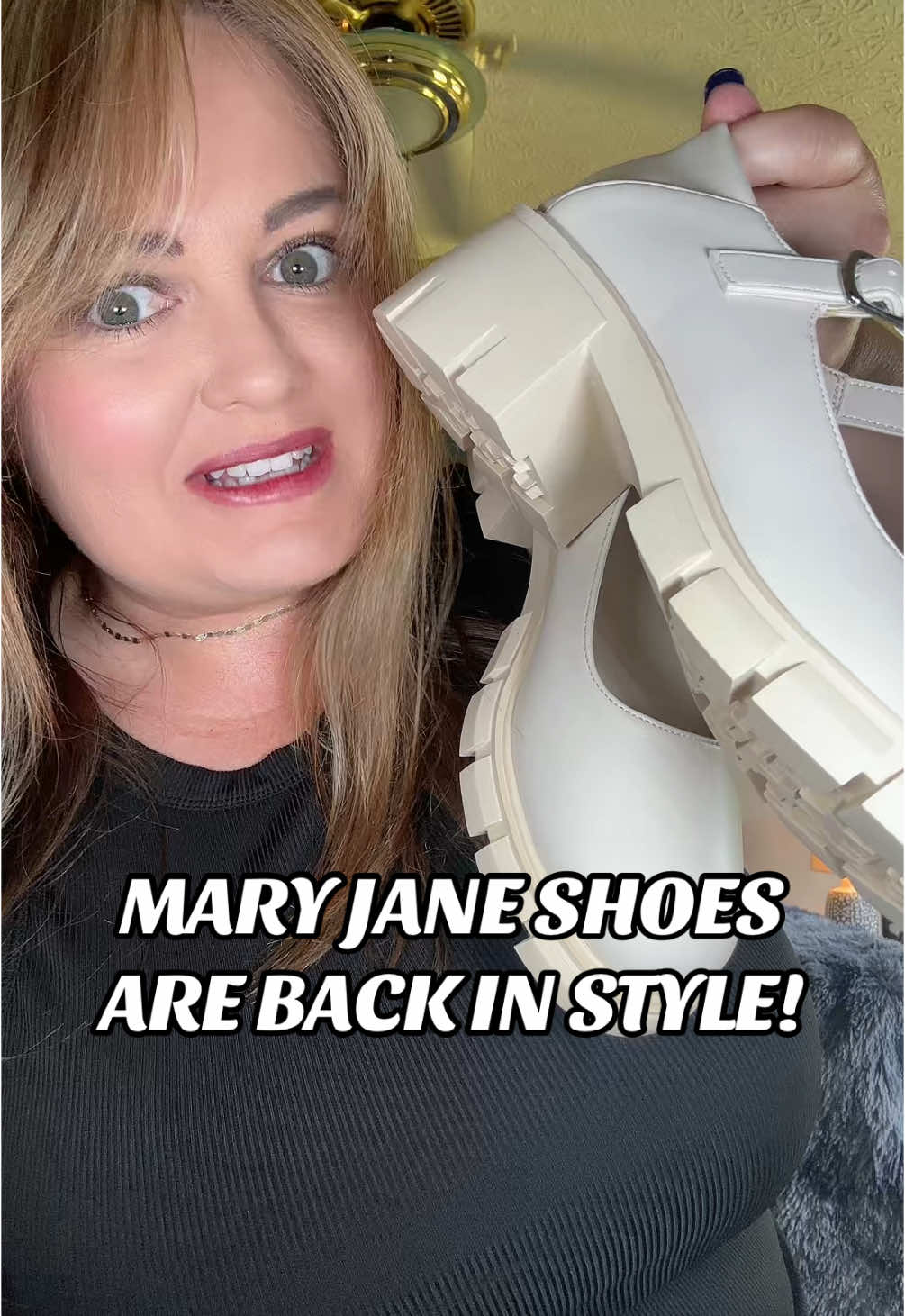 Mary Jane platform shoes. I got these in an ivory color and they are going to look perfect with all of my spring and summer outfits and dresses. #MaryJane #PlatformShoes #MaryJaneShoes #SpringShoes #IvoryShoes #DressShoes #ComfyDressShoes #2025ShoeTrends #SpotlightFinds #CreatorSearchInsights #Shoes