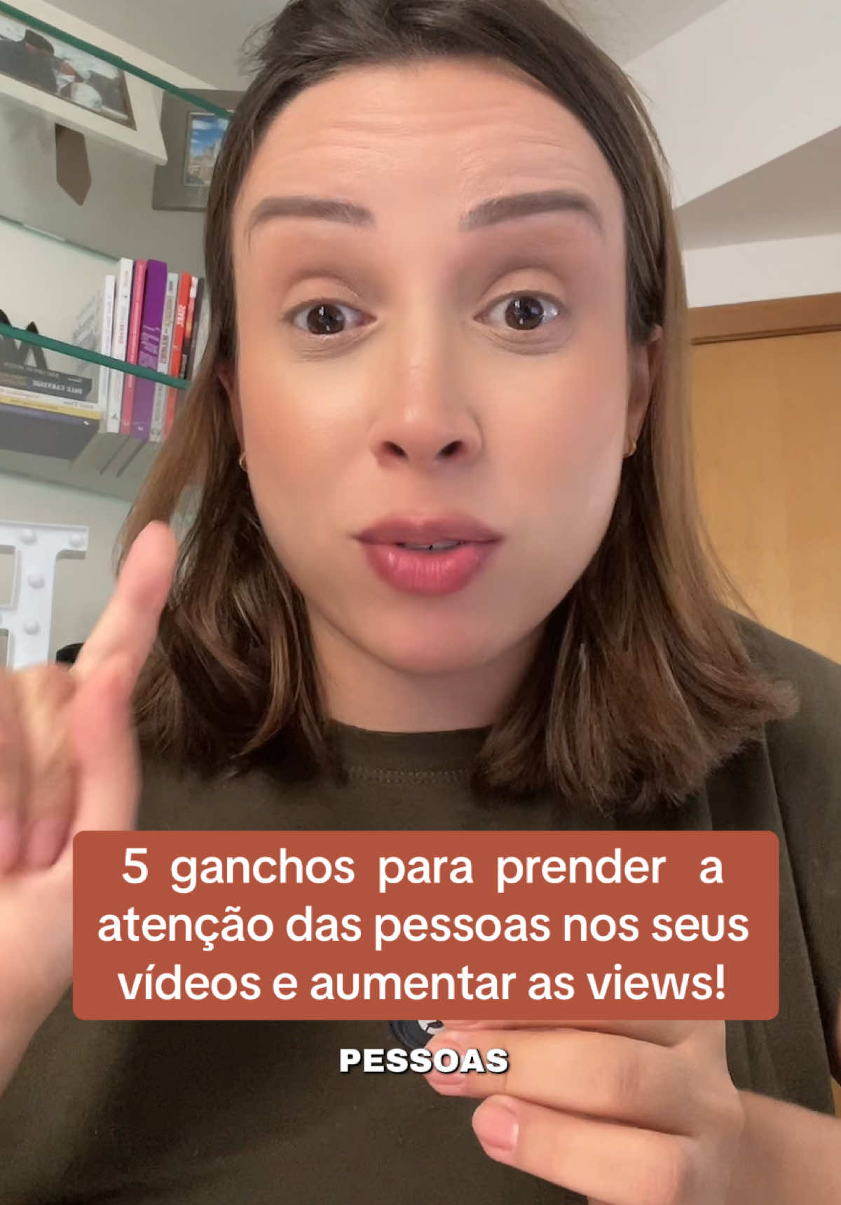5  ganchos  para  prender   a atenção das pessoas nos seus vídeos e aumentar as views! #crescernotiktok #conteudocristao #producaodeconteudo #crescercomproposito #mktdeconteudo #mktdigital #tiktoktips #socialmedia 