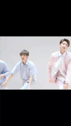 Hoshi tut♪tut♪tut♪tut♪, ahkh🐯 #hoshi #hoshiseventeen #hoshituttuttut #2025 