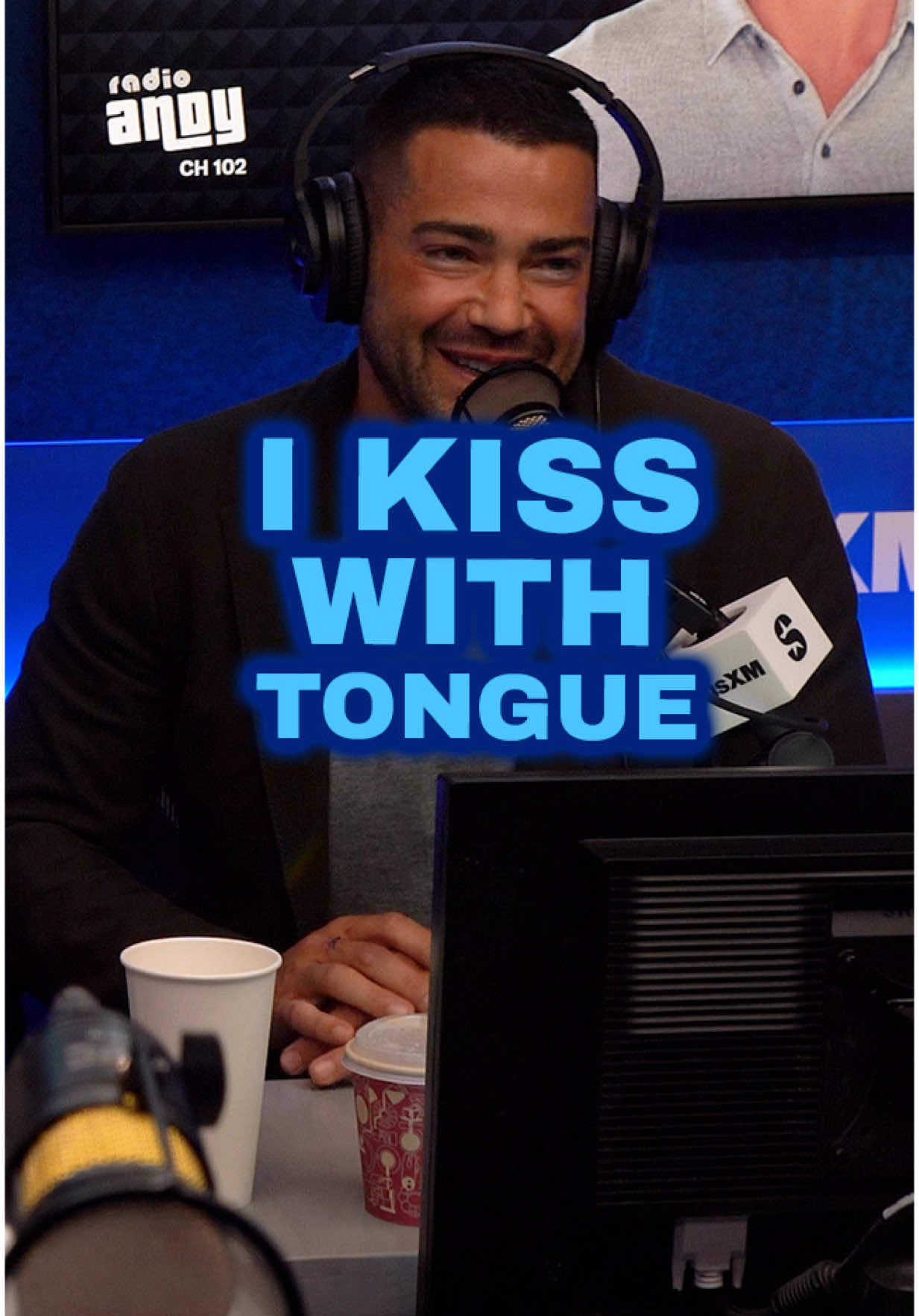 I think Shane wants to be cast in a movie with him 👀 #siriusxm #comedy #desperatehousewives #wisterialane 