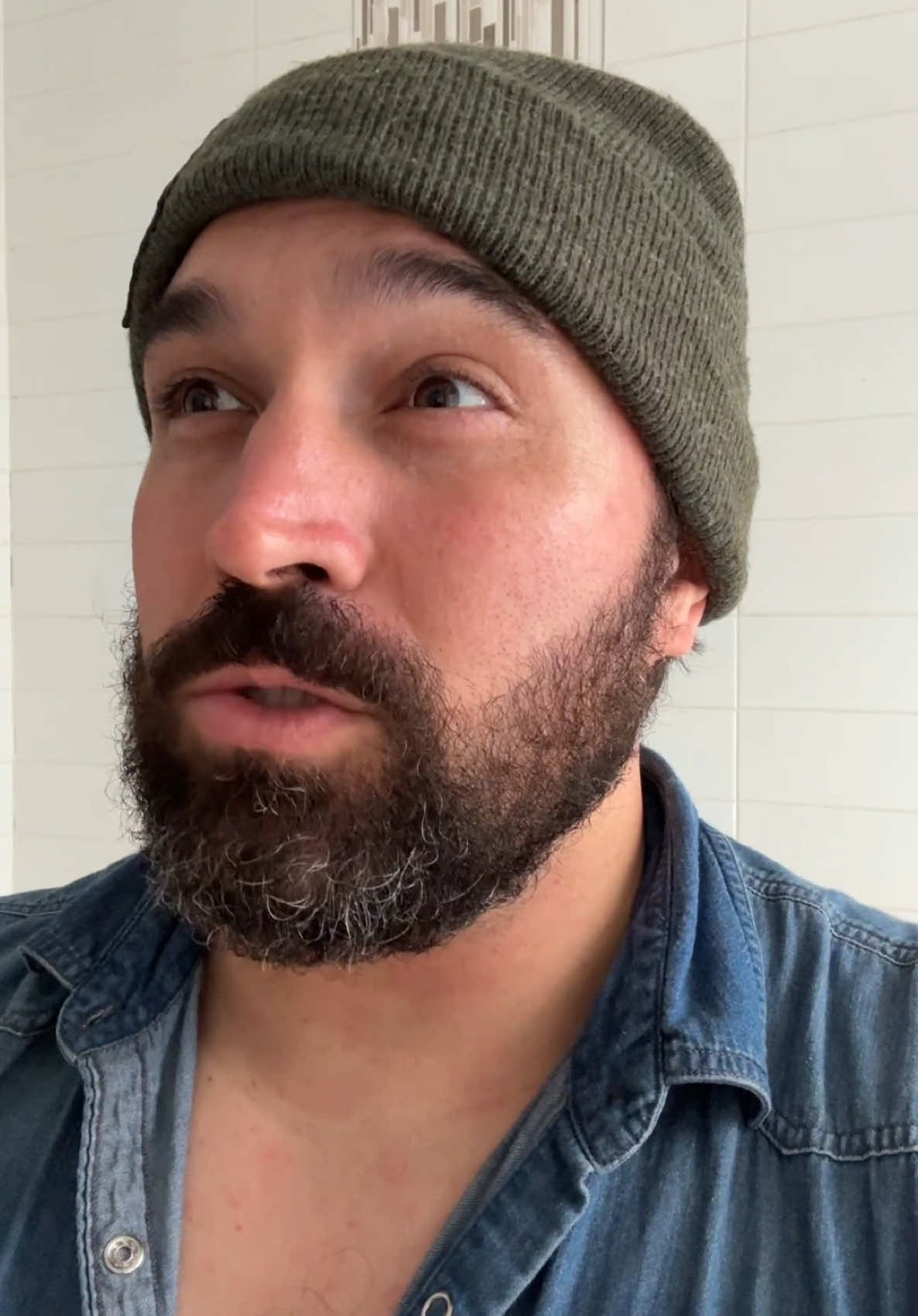 Yeah, so the beard is coming off tor the show! Oh, the things I must do for attention. @engemantheater 