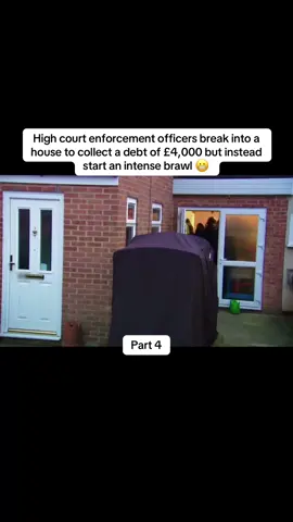 High court enforcement officers break into a house to collect a debt of £4,000 but instead start an intense brawl 😬#godgrace #officers ##debt #police #enforcer #fighter #fyp #videoviral 