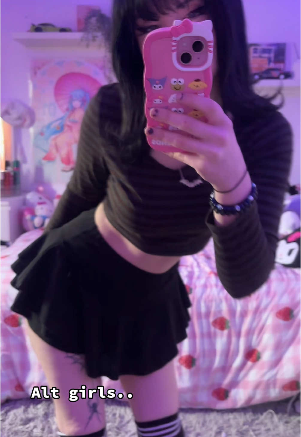 Alternative girls 🔝🔝 #alt #goth #miniskirt #fyp #hellokitty #gothgirl