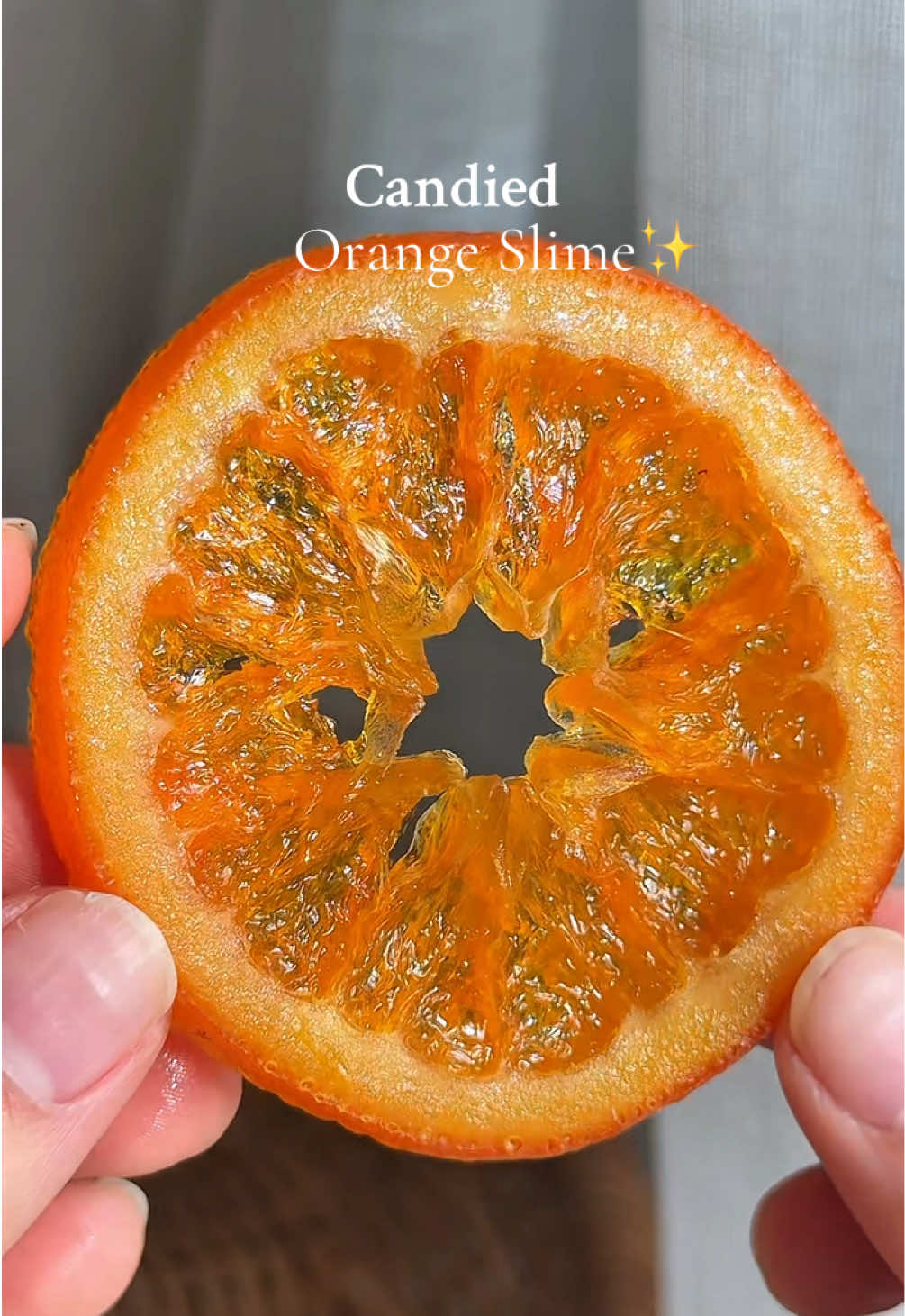 Candied Orange Slices | Dark chocolate ✨ I didn’t think orange and chocolate could taste this good. These slices are so fresh and yummy—definitely a spring fave! 😍 Ingredients: 3 oranges (preferably sweet with thin peel) 1 ½ cups (360 ml) water 150 g granulated sugar Ice + water (for ice bath) 200 g chocolate  salt  #candiedfruits #Recipe  #candiedorange #vegandessert  #healthydessertrecipes #dairyfreerecipes #veganbaking #glutenfreerecipes #fyp 