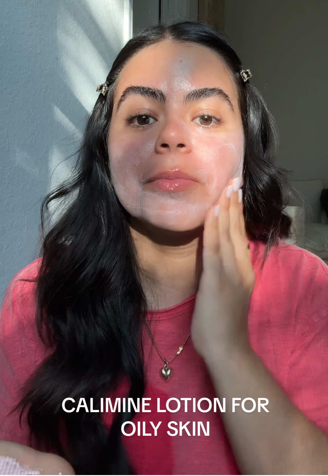 First time trying out calimine lotion under makeup, what do we think 🫢💄  @Smashbox Cosmetics  @NARS Cosmetics  @Tower 28 Beauty  @ONE SIZE BEAUTY  @Gisou  @L’Oréal Paris  #celebritymakeup #celebritymakeupartist #oilyskin #makeupartist #makeuptutorial #fyp 