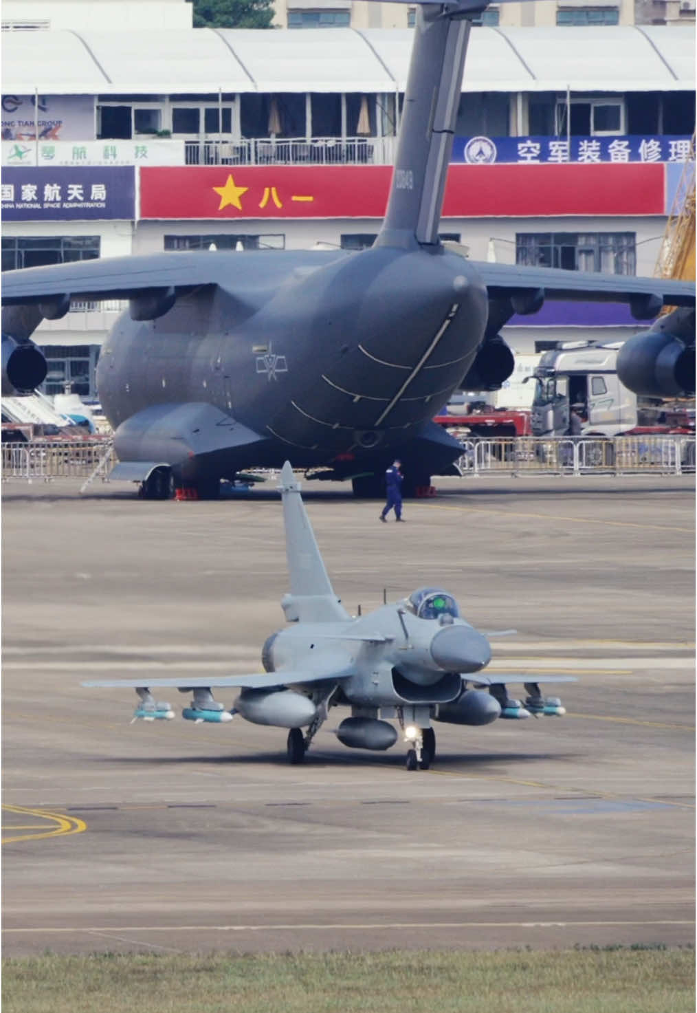 mighty PLAAF J-10CE take off with PL-15 missiles #airshow2024 #j10c #plaaf 