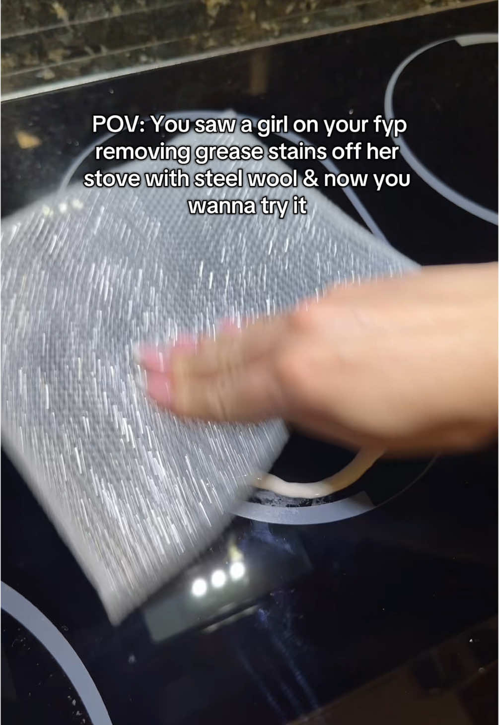 Shoutout to that girl! Thanks for the cleaning hack 🥳 #wiredishcloth #scrubcleaning #cleaninghacks #greasestains 
