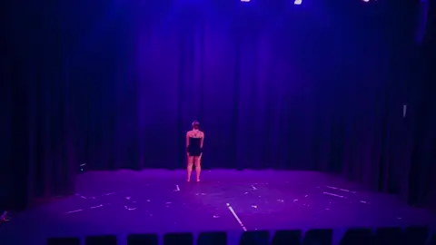 The last dance 💔  I am so truly blessed I cannot wait for my next adventure #dancer #fyp #viral #collage #show #university #dance #solo #choreography #lyrical #contemporary #trend #trending #makemefamous #blowthisup? 