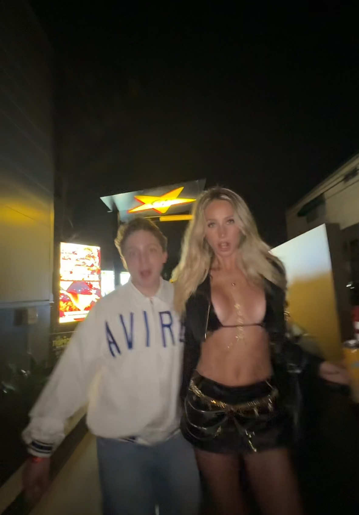 Struttin thru the drive thru @Jake Shane 