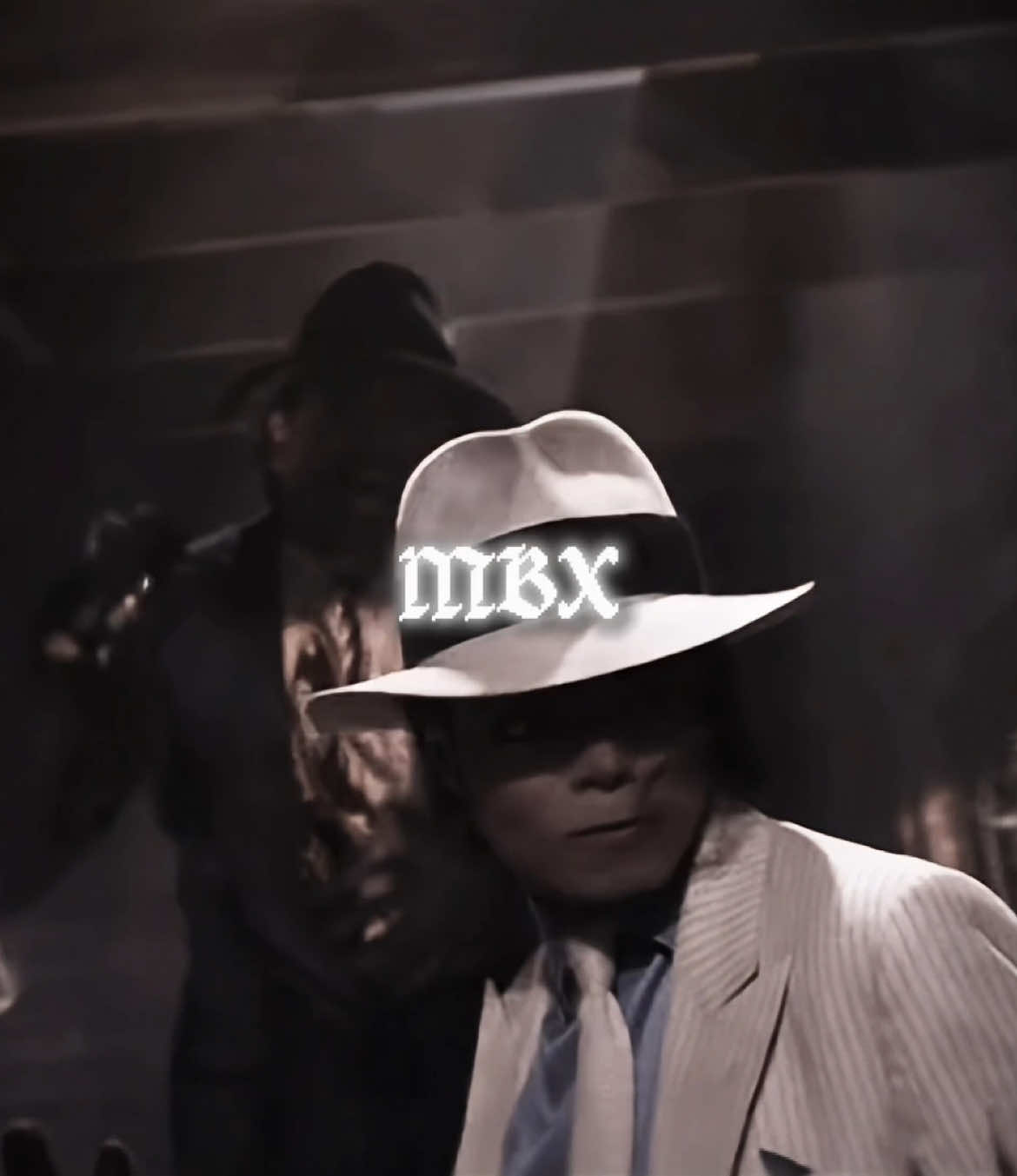 Why was he wreaking havoc in this club bro😭😭#CapCut #fyp #michaeljackson #foryoupage #michaeljacksonedit #fypシ #trending #edits #smoothcriminal 