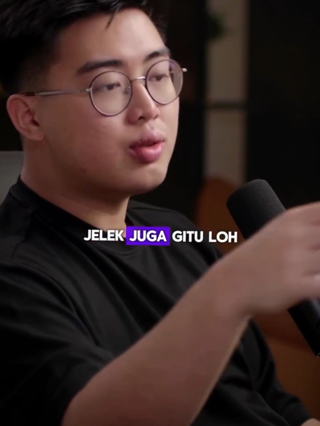 Kalo memang ada orang yang lebih pintar dari lu di suatu bidang, dengerin aja.  .  .  .  #timothyronald #kalimasada #akademicrypto #fyp 