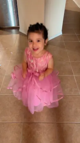 #fashion #princesa #dresses #pink #girl #lilprincess #babygirl #daddysgirl4ever #tiktokshop #fyp #paratiiiiiiiiiiiiiiiiiiiiiiiiiiiiiii #viralvideo ##flashsale #kidsoftiktok 