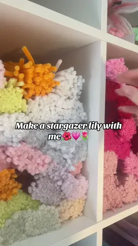Full tutorial will be posted on my page soon! Link in bio to purchase 💗 #pipecleanerflowers #stargazerlily #lily #tutorial #DIY #fyp 