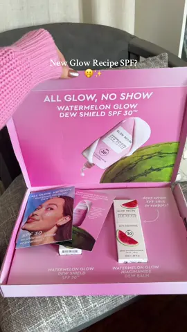 What’s your favorite product from @Glow Recipe ? 🤭✨ #glowrecipe #summeressentials #skincare #sephorafavorites #glowrecipewatermelonglow 