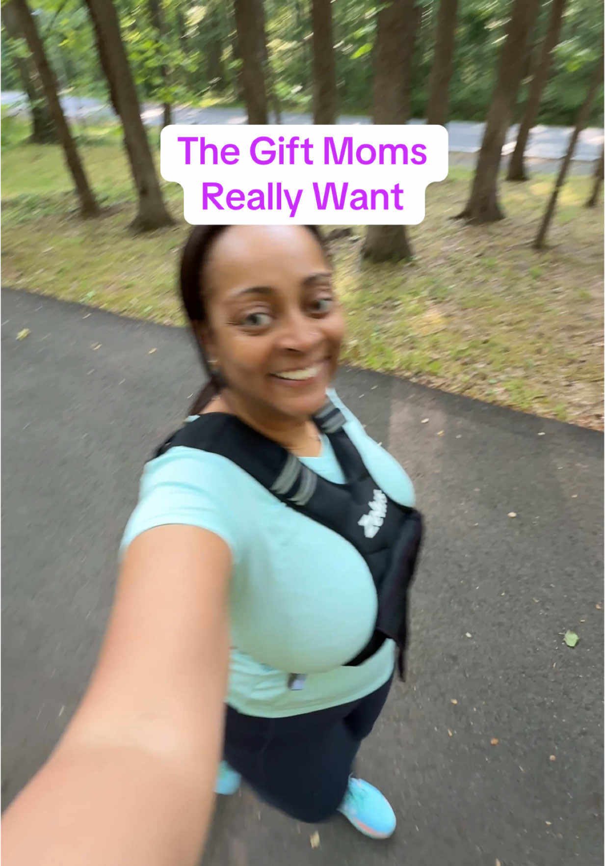 This weighted vest is perfect for moms! Grab while it’s still on sale @ZELUS Fitness and #zelustitness #zelus #zelusweightedvest #Summer #Outdoor #outdoorfun #zelusmothersday 