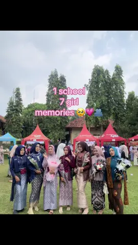 kenangan yg ga bisa terulang lagi🫂💗#fyppppppppppppppppppppppp #graduation #lulussekolah #agit #masingmasing #foryou #fypp