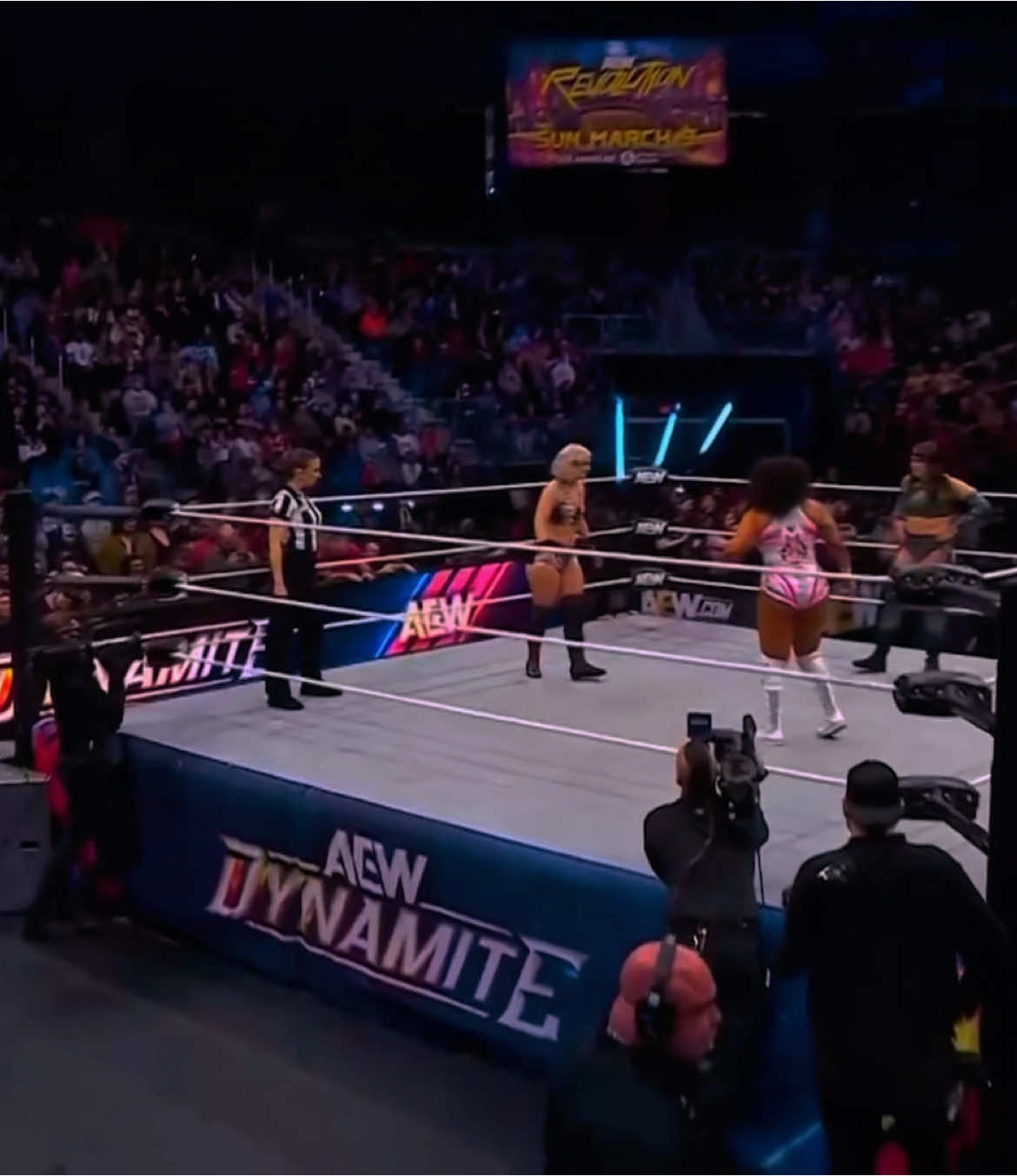 TONI STORM VS. KRIS STATLANDER VS. WILLOW NIGHTINGDALE, AEW DYNAMITE (1.8.25) #aew #aewdynamite #tonistorm #edit #capcut #fyp #krisstatlander #willownightingale #wrestling #oliviao #viral #foryoupage #foryou #abcxyz #wwefan #wweraw #smackdown #fypage #fypp #wrestletok #prowrestling #wrestlecore #wrasslin #wrestle #blowthisup #shootersonly 