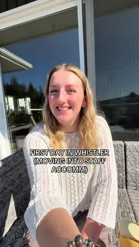 I’ve been having no time to make these vlogs sorry it’s taken so long but that means I’ve been busy doing fun stuff so that’s good! #whistler #Summer #seasonalwork #cheakamus #staffaccommodation #britishcolumbia #seatosky #squamish #travel #movein #apartment #tour 